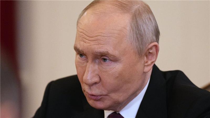 Der russische Präsident Wladimir Putin wird von Peter Sloterdijk als wesentlich gefährlicher eingeschätzt als Donald Trump (Archivbild).
