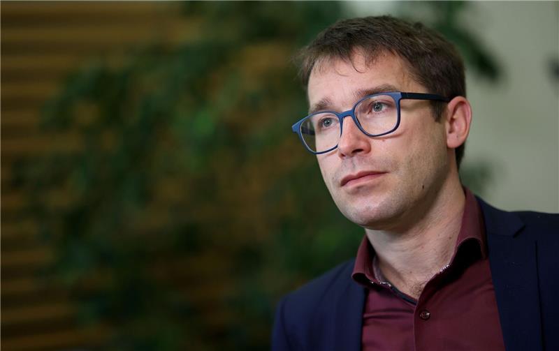 Landtagsabgeordneter bei Straßenblockade verletzt Der sachsen-anhaltische Landtagsabgeordnete Sebastian Striegel (Grüne) wurde bei einer Straßenblockade verletzt (Archivbild).