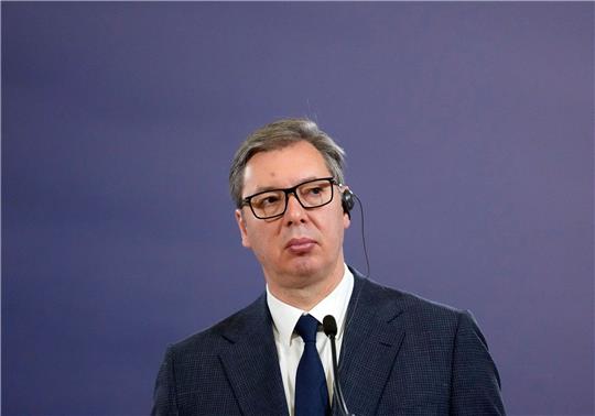 Der serbische Präsident Aleksandar Vucic will von der Schutztruppe KFOR die Genehmigung, serbisches Militär zurück ins Kosovo zu schicken.