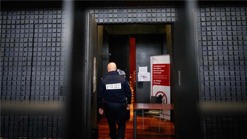Der sogenannte Maskenmann hatte vor Gericht in Frankreich bestritten, den kleinen Jonathan getötet zu haben. (Archivbild)