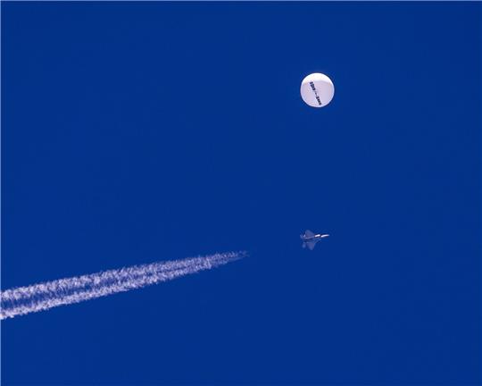 Der später vom Militär abgeschossene Ballon vor der Küste des US-Bundesstaats South Carolina.