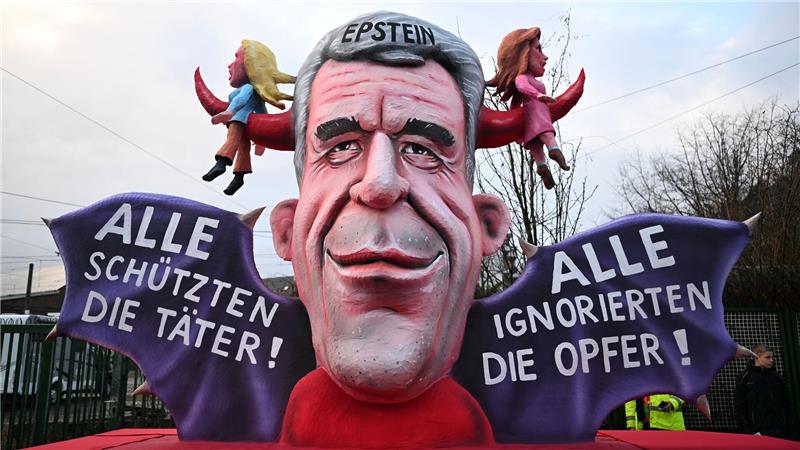 Die Rosenmontagszüge rollen: Putin und die Macht der Narren Der tote Sexualstraftäter Jeffrey Epstein feierte in Düsseldorf eine unrühmliche Auferstehung.