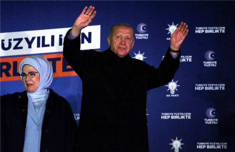 Deutsch-Türken stimmen überwiegend für Erdogan Der türkische Präsident Recep Tayyip Erdogan kann auch in Deutschland auf Unterstützung zahlreicher hier lebender Türken zählen.
