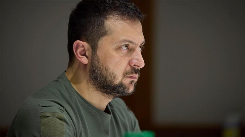 Der ukrainische Präsident Selenskyj will vorübergehend auf Luftangriffe verzichten. (Archivbild)