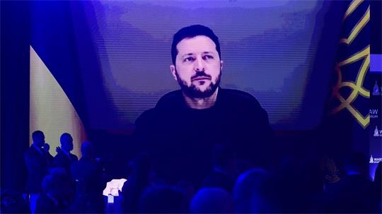 Der ukrainische Präsident Wolodymyr Selenskyj beklagt, dass die westlichen Partner diesmal nicht vor einem russischen Angriff mit ballistischen Raketen gewarnt haben. (Archivbild)