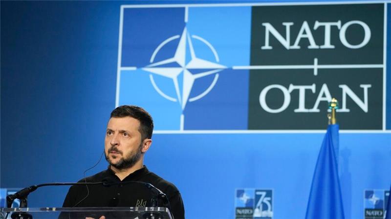 Selenskyj fordert westliche Reaktion auf Nordkoreanereinsatz Der ukrainische Präsident Wolodymyr Selenskyj drängt beharrlich auf eine Einladung seines Landes für einen Beitritt in das westliche Militärbündnis Nato. (Archivbild)