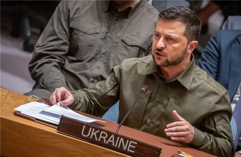 Selenskyj beklagt Machtlosigkeit der UN - verlangt Reformen Der ukrainische Präsident Wolodymyr Selenskyj spricht im UN-Sicherheitsrat.