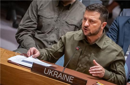 Der ukrainische Präsident Wolodymyr Selenskyj spricht im UN-Sicherheitsrat.
