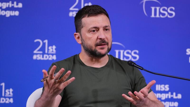 Krieg gegen die Ukraine: So ist die Lage Der ukrainische Präsident Wolodymyr Selenskyj wirbt beim 21. Shangri-La-Dialog-Gipfel in Singapur um Teilnahme am Friedensgipfel in der Schweiz.