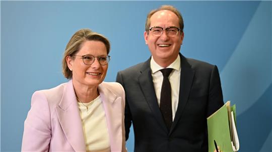 Details des Entwurfs stimmten vor allem Bundesjustizministerin Stefanie Hubig (SPD) und Bundesinnenminister Alexander Dobrindt (CSU) miteinander ab. 