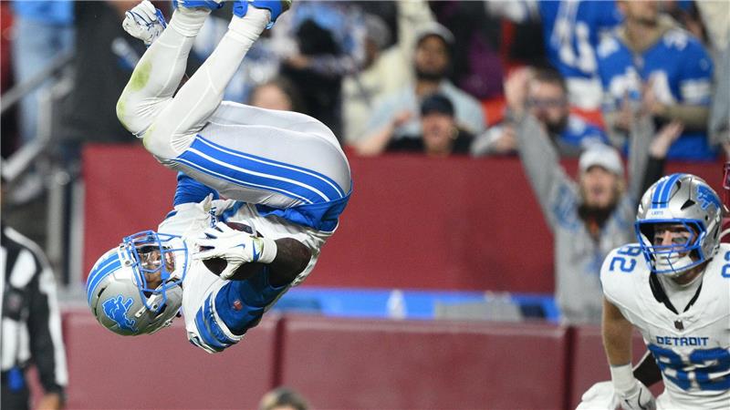 Detroit Lions Wide Receiver Jameson Williams (1) erzielt einen Touchdown.