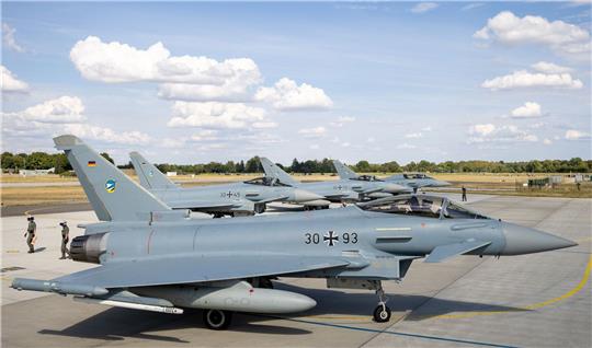 Deutsche Eurofighter im August 2022 am Fliegerhorst Neuburg.