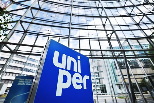 Deutschland darf das krisengeplagte Energieunternehmen Uniper nach einer Entscheidung der EU-Kommission weitgehend verstaatlichen.
