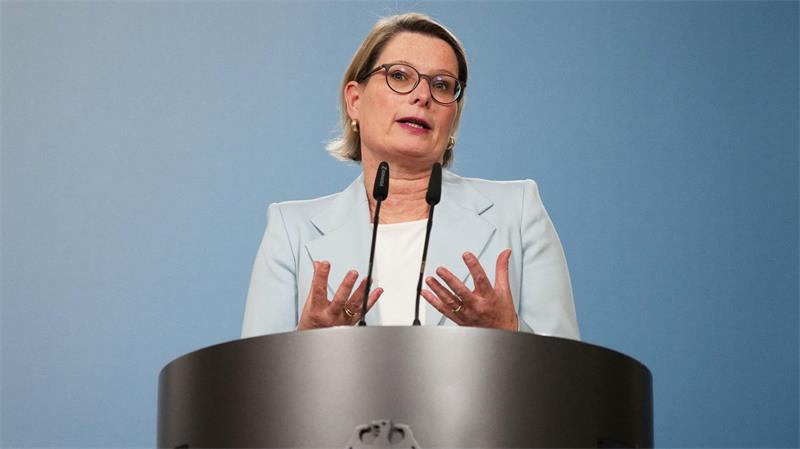 Weißer Ring für breiteren Einsatz elektronischer Fußfesseln Deutschland hänge im Gewaltschutz hinterher, sagte Hubig im Mai dieses Jahres, noch vor der Verabschiedung einer Reform des Gewaltschutzgesetzes. (Archivfoto)