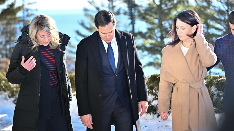 Hauch von „altem Westen“: G7-Runde vermeidet Bruch mit USA Deutschlands Außenministerin Baerbock (r.) fand überraschend positive Worte für ihren US-Kollegen Rubio (M.).