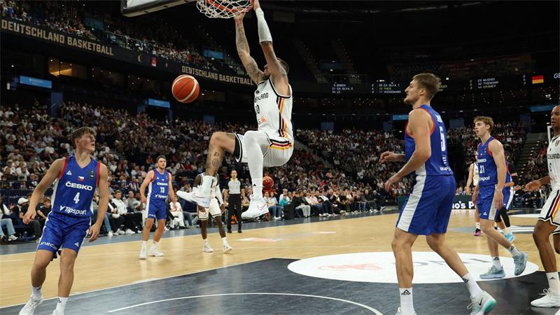 Deutschlands Basketballer zeigten einige spektakuläre Aktionen.