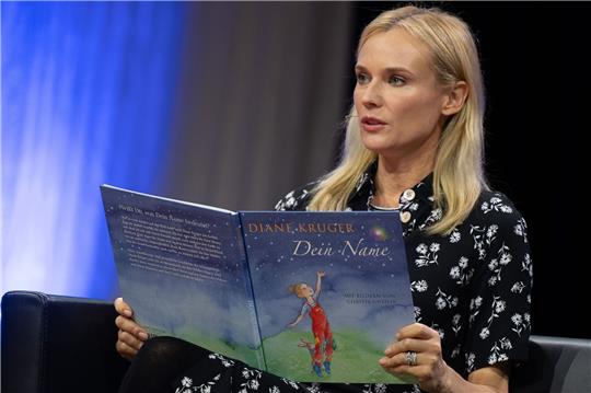 Diane Kruger, Schauspielerin, liest auf der Frankfurter Buchmesse aus ihrem Kinderbuch «Dein Name».