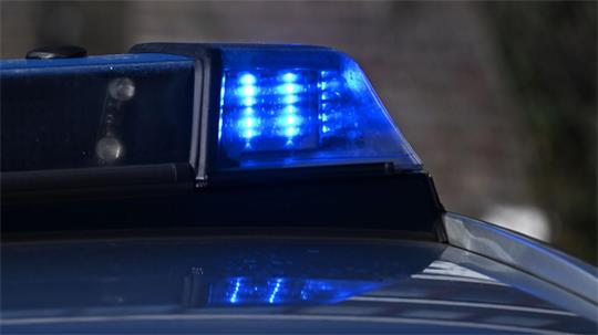 Die 16-jährige Motorradfahrerin musste mit einem Hubschrauber ins Krankenhaus gebracht werden. (Symbolbild)