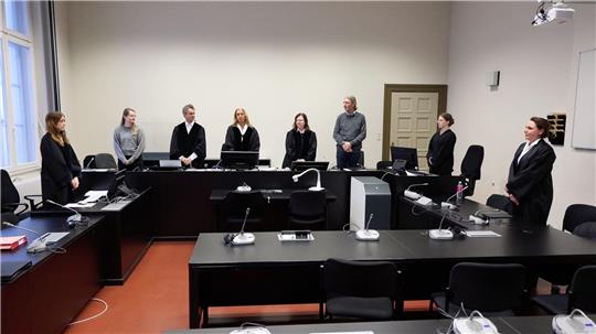 Die 40-Jährige muss dauerhaft in die Psychiatrie. 