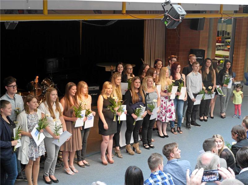 Die Abschlussklasse Fachoberschule Soziales an den berufsbildenden Schulen Baßgeige.