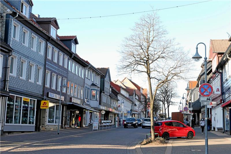 Bekommt Clausthal eine Fußgängerzone? Die Adolph-Roemer-Straße sollte im Sommer eine Fußgängerzone sein, beantragt „Die PARTEI“. Archivfoto: Neuendorf