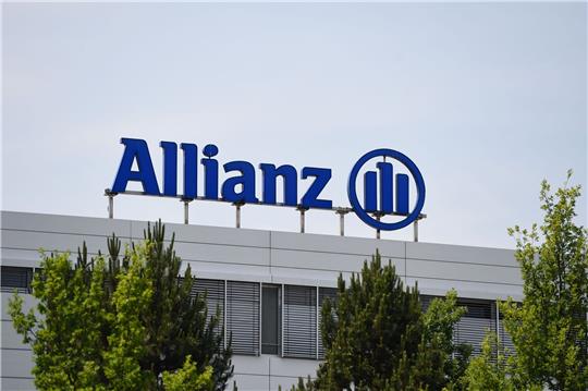 Die Allianz strebt in diesem Jahr einen operativen Gewinn zwischen 13,2 und 15,2 Milliarden Euro an.