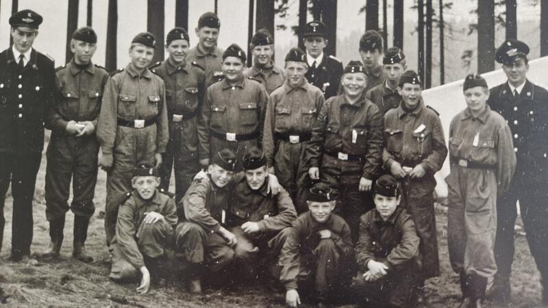 Die Altenauer Jugendfeuerwehr trifft sich 1968 zum Jugendzeltlager in Schulenberg.