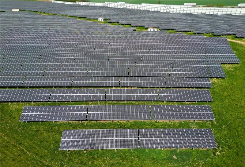 Neues Klimaschutzgesetz kommt: Fahrverbote vom Tisch Die Ampelfraktionen haben sich auf ein Paket zur Förderung der Solarindustrie geeinigt.