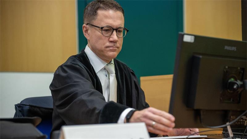 Getötete Familie - „Sie haben sich alle gut verstanden“ Die Anklage lautet auf Mord und Totschlag.