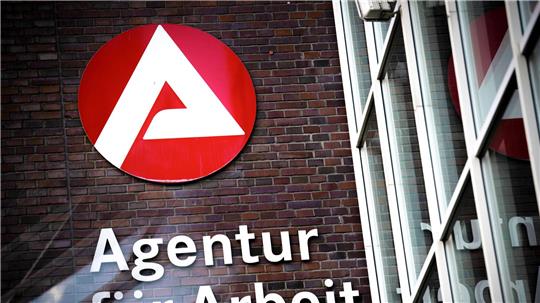 Die Arbeitsagentur zählt mehr Arbeitslose als vor einem Monat. (Archivbild)