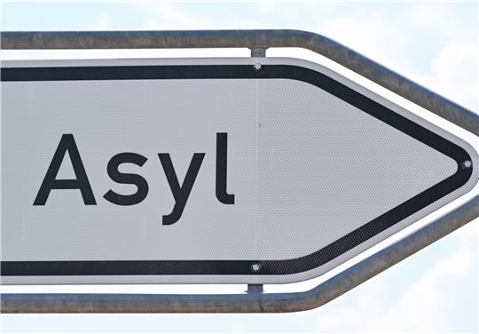 Die Asylanträge in der EU, Norwegen und der Schweiz steigen deutlich an.