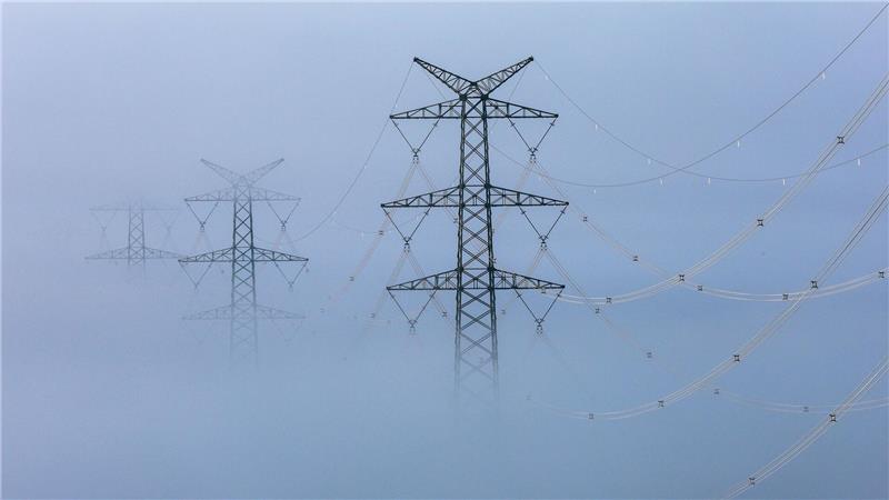 Verband: Strompreiszone-Teilung lohnt sich wirtschaftlich Die Aufteilung Deutschlands in mehrere Strompreiszonen wird seit einigen Jahren diskutiert, weil die Energiewende zu einem Ungleichgewicht der Stromversorgung geführt hat. (Archivfoto)