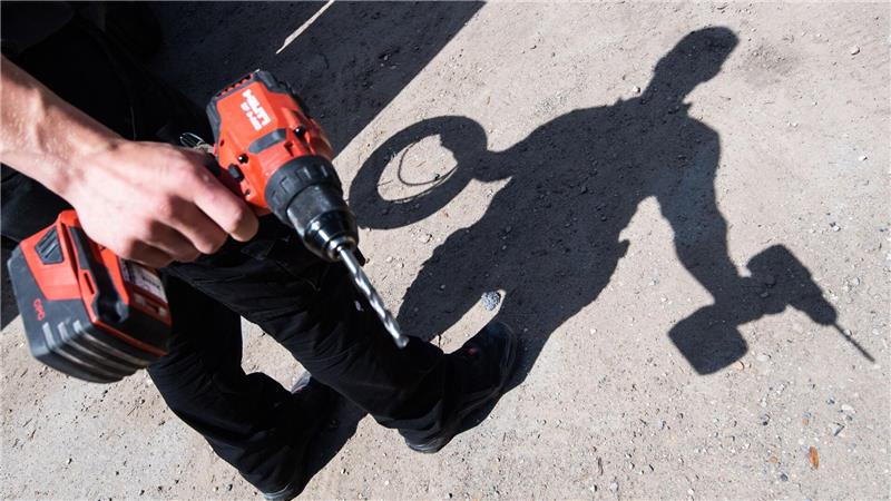 Die Ausbildung ist oft der erste Schritt in den Job – und nicht immer einfach. (Symbolbild)