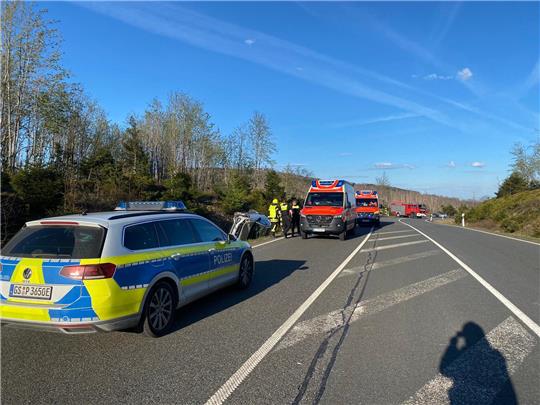 Die B 4 musste für die Rettungsarbeiten voll gesperrt werden. Foto: Feuerwehr Braunlage