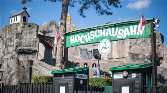 Die Bahn gehört zu den ältesten Fahrgeschäften des Praters.