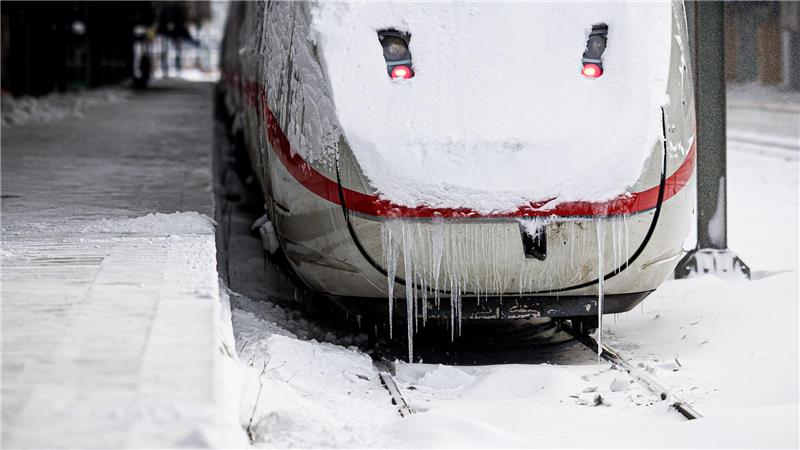 Die Bahn gerät bei Extremwetterlagen immer wieder in Bedrängnis. (Archivbild)