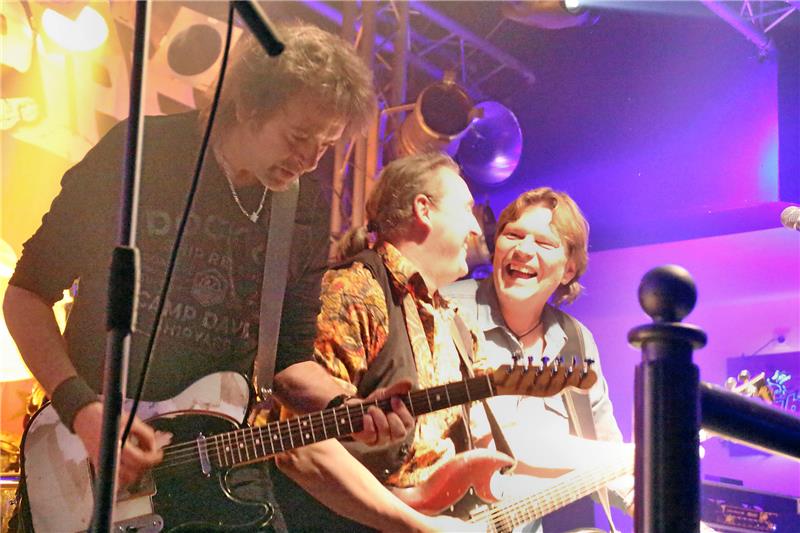 „Kneipentour“ in Bad Grund: Vier Lokale dabei Die Band Dustpipe rockt in der ehemaligen Pizza Connection. Archivfoto: Leifeld