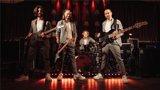 Die Band Good Beats tritt am Freitag auf der Abschiedsparty am Schulzentrum Goldene Aue auf.