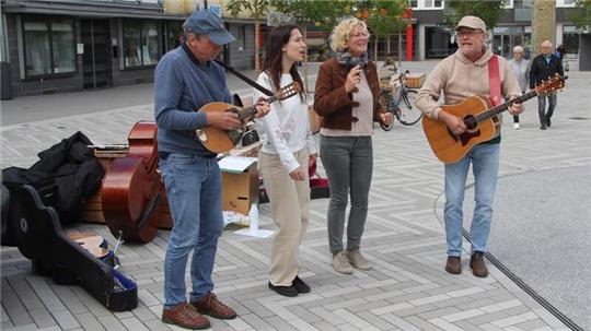 Die Band „In Good Company“: Rainer Buhl (von links), Roxana Buhl, Bettina Hasse und Nils Hasse.