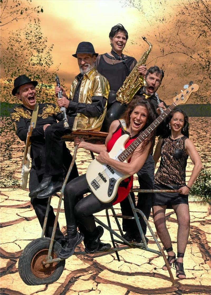 Die Band Manny modern Troubadours wartet voller Spielfreude und Humor mit französischer, spanischer und englischsprachiger Musik auf. Foto: Privat