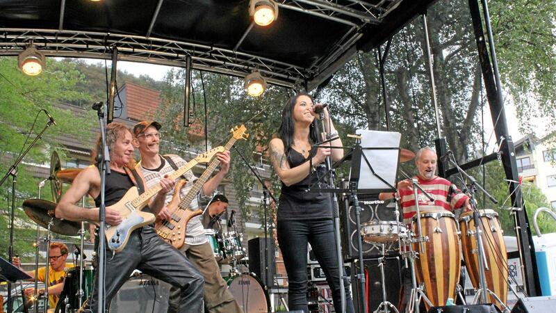 Zwei Harzer Bands rocken den Bündheimer Jugendtreff Die Band On Wire bei einem ihrer früheren Auftritte beim Lichterfest.