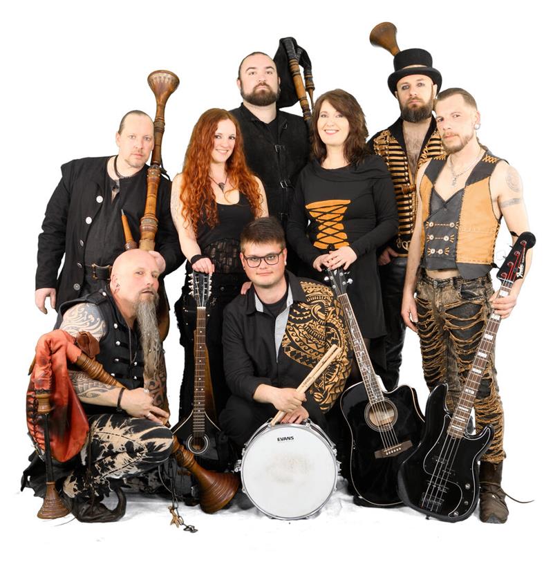 33. Christmas-Rock Seesen mit Mittelalter-Power und Metal-Energie Die Band Pestilenzia ist regelmäßig auf dem M‘era Luna und dem Sehusafest zu Gast.