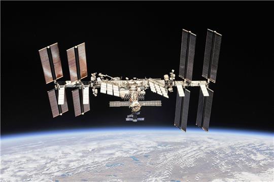Die Batterie-Palette wurde im März 2021 von der ISS abgekoppelt mit dem Ziel, dass sie Jahre später in der Atmosphäre verglüht.