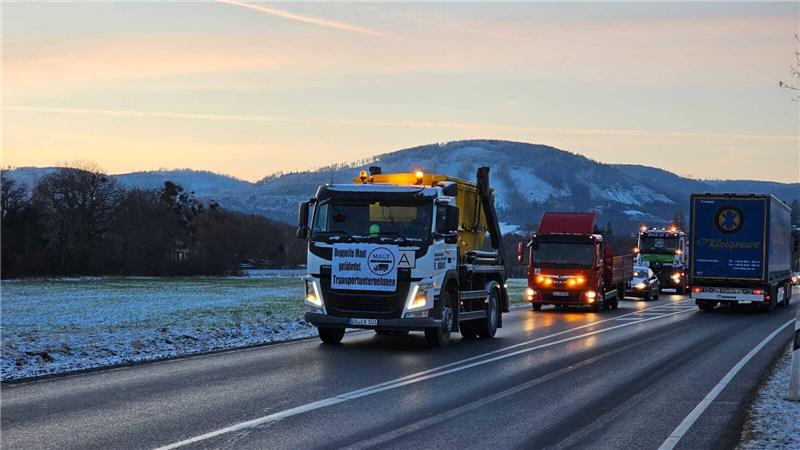 So verlaufen die Bauern-Proteste in der Region Die Bauern demonstrieren gegen die geplanten finanziellen Kürzungen der Ampelregierung. Foto: Epping
