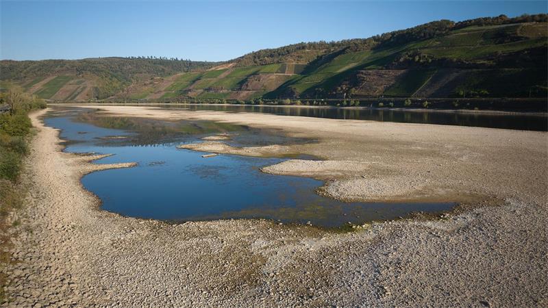 Die Baukosten könnten wegen des Niedrigwassers steigen. (Archivbild)