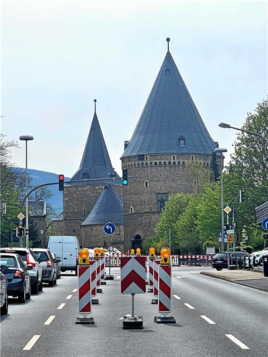 Die Baustelle am Breiten Tor sorgt weiter für Diskussionen. Foto: Sowa