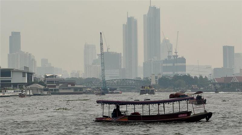 Gefährlicher Smog in Bangkok: Notmaßnahmen eingeleitet Die Behörden haben die Bevölkerung aufgerufen, sich wegen des Smogs möglichst wenig im Freien aufzuhalten.