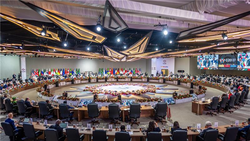 G20 trotzt Trump: Geeint gegen Krieg, Krankheit, Armut Die Beratungen der G20-Staaten im südafrikanischen Johannesburg standen unter dem Motto „Solidarität, Gleichheit und Nachhaltigkeit“.