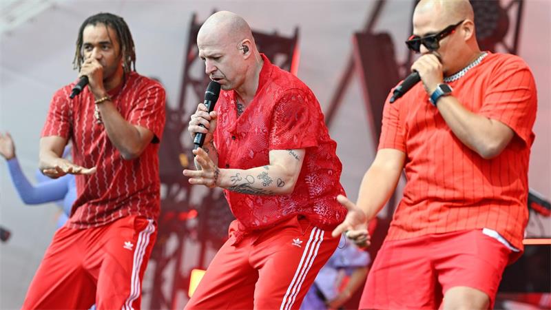 Politik auf der Bühne? Künstler setzen Zeichen beim Festival Die Berliner Band Culcha Candela („Hamma“, „Monsta“) will nach eigenen Angaben zwar an ihrem Auftritt auf dem Hockenheimring festhalten.(Archiv)