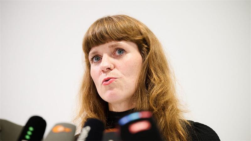 Rot-Grün-Rot sondiert nach Einigung zu Antisemitismus Die Berliner Linke-Landesvorsitzende ist selbst bei der Wahl in das Abgeordnetenhaus eingezogen.
